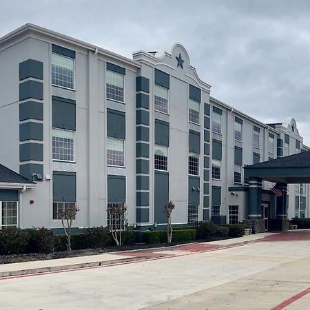 Super 8 By Wyndham San Antonio/Alamodome Area Hotel Kültér fotó